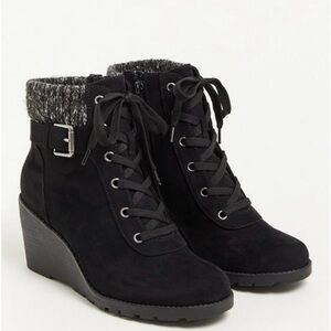 Torrid size 8W NEW Wedge Bootie - Faux Suede Black (WW)